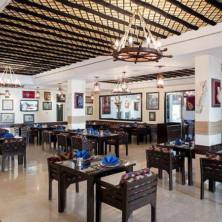 The Palms Beach Hotel And Spa - Kuwai Kuwait City Restaurant photo